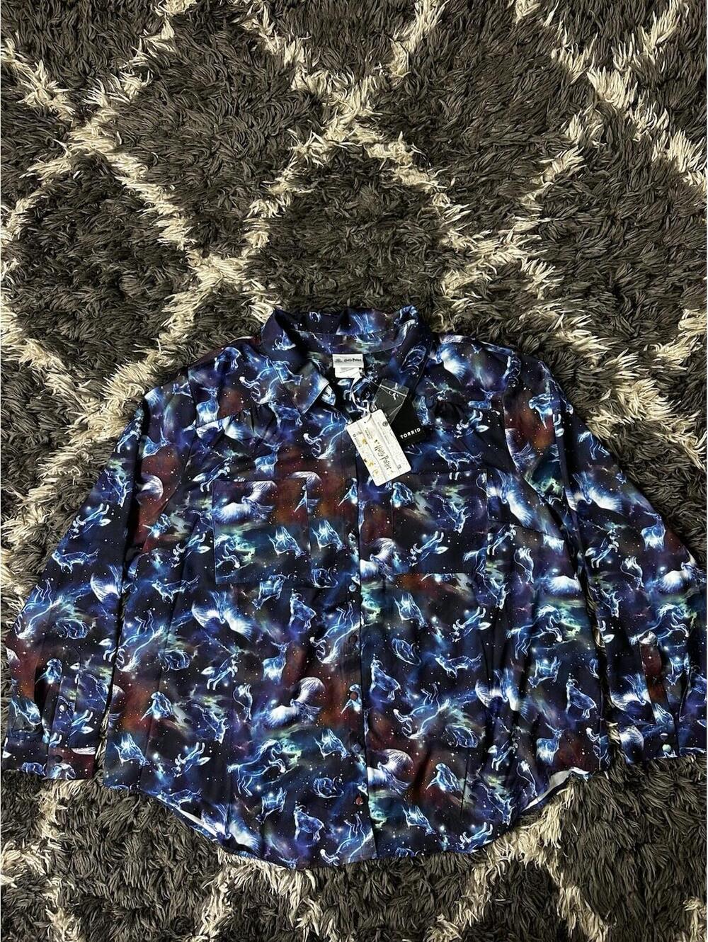 Torrid Harry Potter Patronus Button Up Shirt Womens Plus Size 3 3X Galaxy NWT - Picture 3 of 13